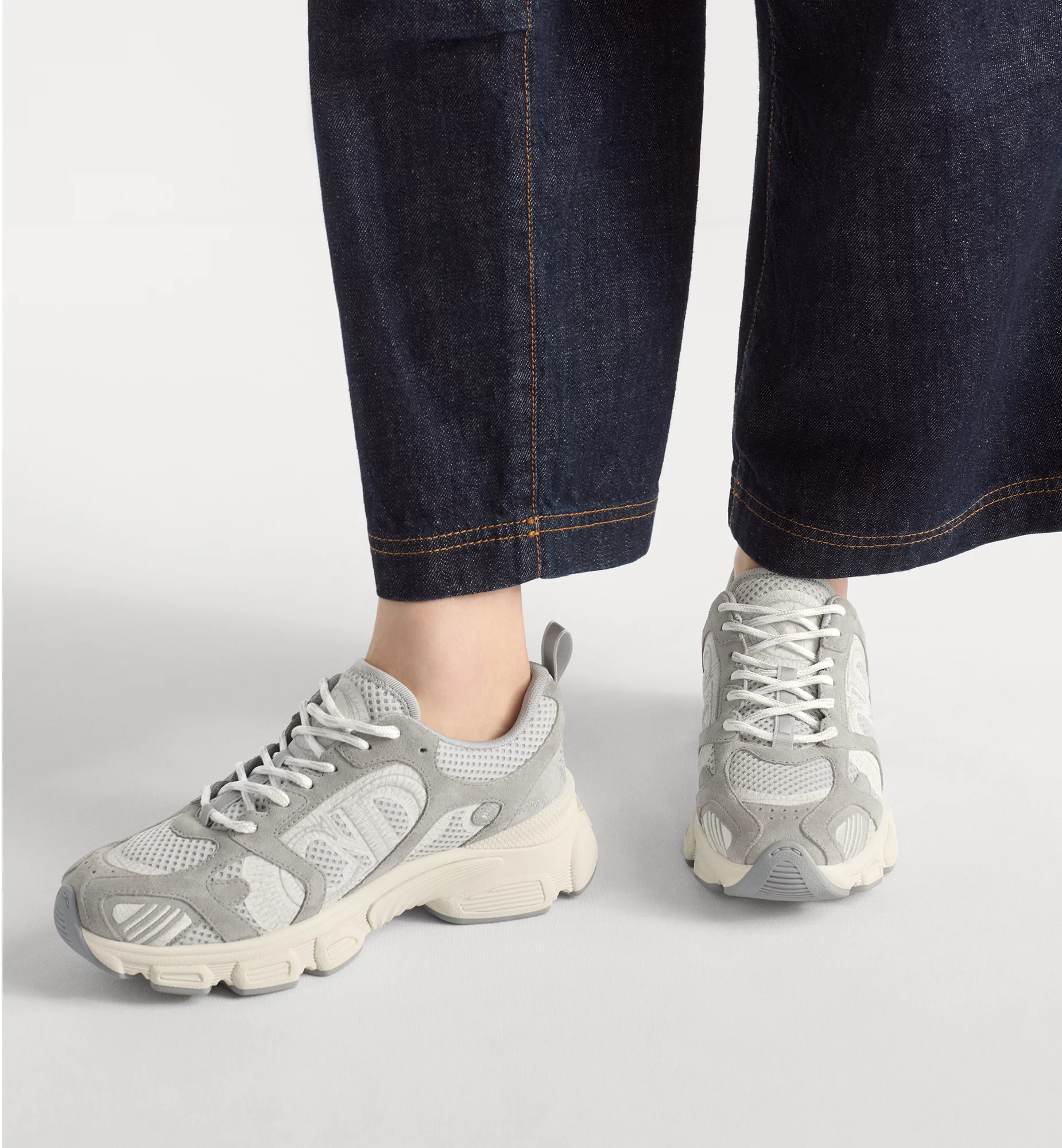 Dior Chrono Sneaker - Image 5